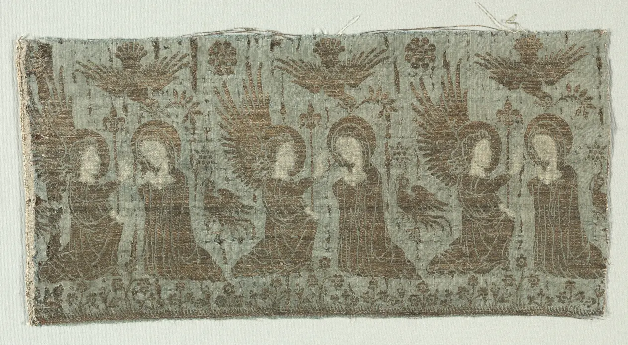 Textile Fragment with the Annunciation