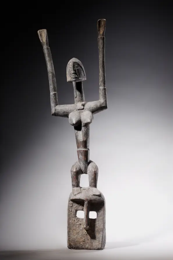 Face Mask with Female Figure (satimbe)